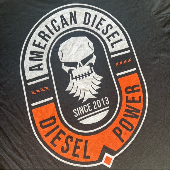 🌟SOLD🌟Diesel Power Graphic Long Sleeve - Picture 2 of 6